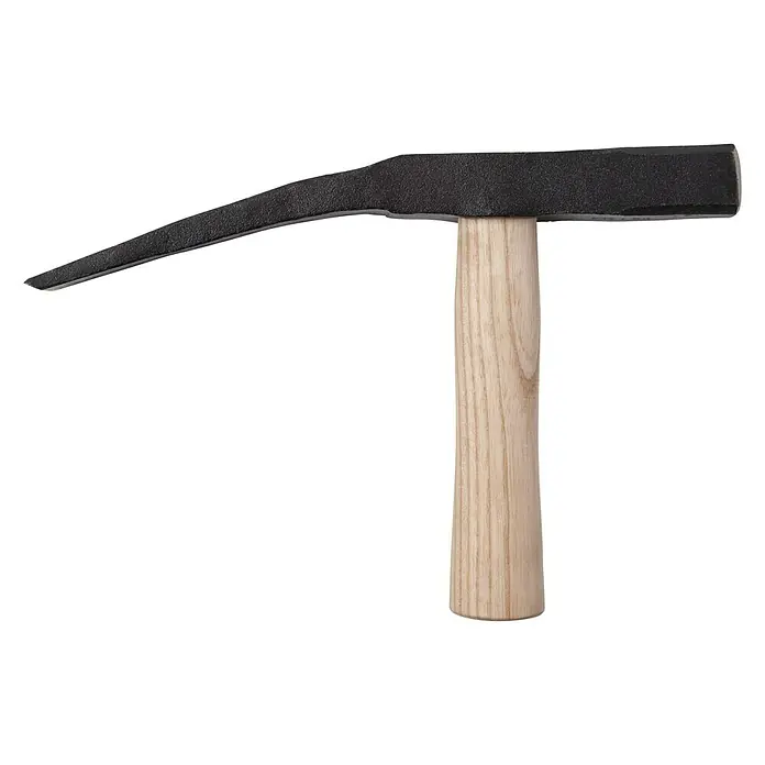 Heka Pflasterhammer1.500 g, Berliner Form - Ein Maurerhammer mit einem schwarzen Kopf und einem hellen Holzgriff isoliert auf weißem Hintergrund.