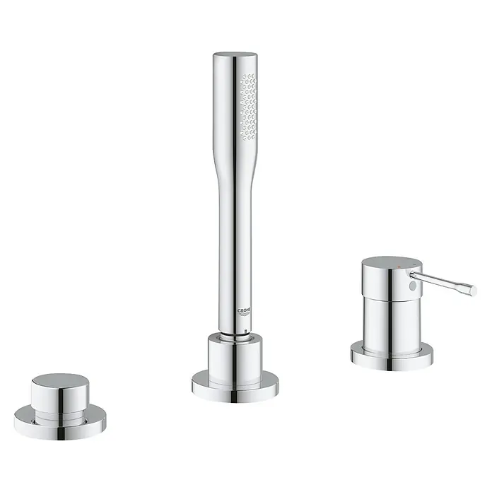 Grohe Essence Badewannenrandarmatur - Chrom, Glänzend - Das Bild zeigt eine GROHE Armatur mit drei Elementen in Chrom, die sich durch ihr elegantes und modernes Design auszeichnet.