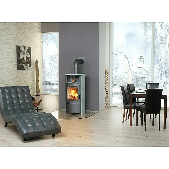 Hark Kaminofen Opera B - 7 kW, Raumheizvermögen: 193 m³, Material Verkleidung: Stahl, Grau - Kaminofen im modernen Wohnraum.