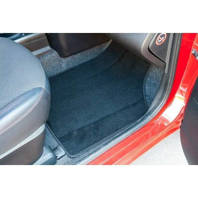Juego de alfombrillas para coche Clasic - 4 pzs., Negro - Alfombrilla negra para coche en el espacio para los pies, protege el suelo y asegura la limpieza. Ajuste perfecto para una protección óptima.