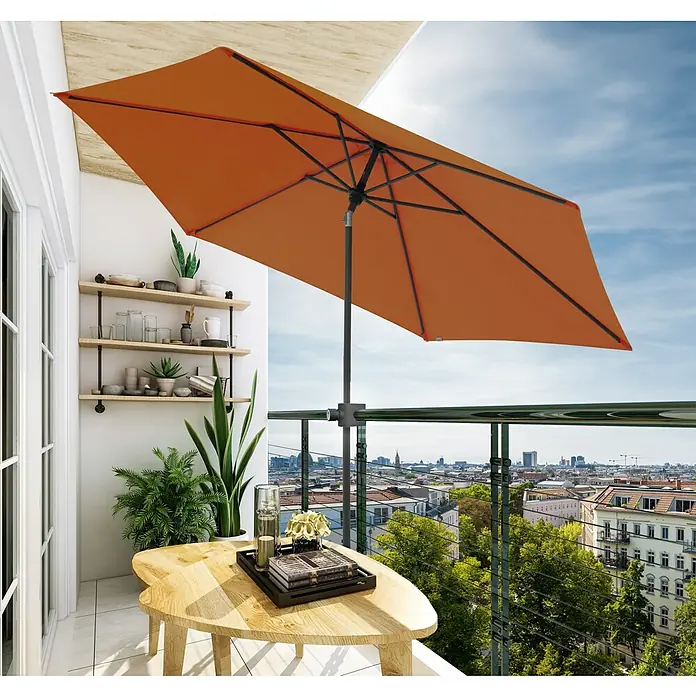 Doppler Balkonklammer Myzone Vario Fix - Schwarz, Für Rohrdurchmesser: 38 mm - Der orangefarbene Balkonschirm spendet Schatten auf dem sonnigen Balkon und schafft eine entspannte Atmosphäre.