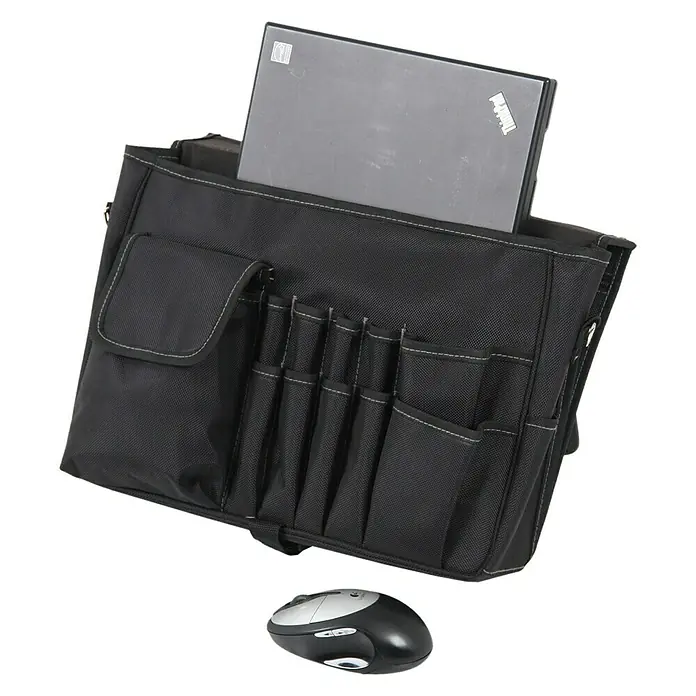 Hepco & Becker Werkzeugtasche Polytex 5851 Technikertasche - L x B x H: 100 x 390 x 300 mm, Polyester - Schwarze Laptop-Tasche mit mehreren Außentaschen und einem grauen Laptop darin, daneben eine Computermaus.