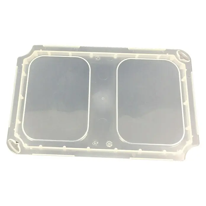Surplus Systems Deckel 1/4 gekreuzt - Passend für: Surplus Systems Boxen-Einsatz, L x B x H: 277 x 179 x 15 mm, Transparent - Eine durchsichtige Plastikschale mit zwei Fächern, ideal für die Aufbewahrung und Präsentation verschiedener Produkte.