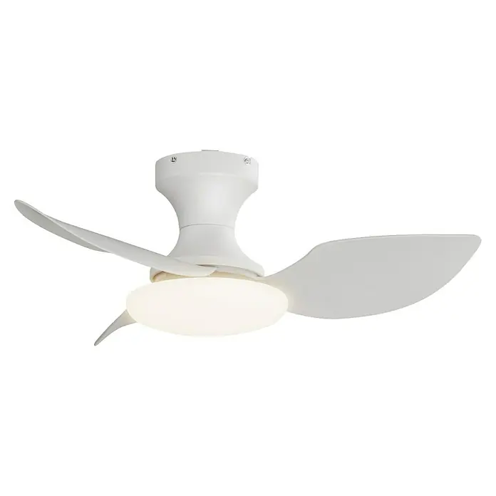 Arte confort Ventilador de techo Zeilo - Blanco, 79 cm, 30 W, Blanco cálido - Primer plano de un moderno ventilador de techo blanco con iluminación integrada, que emite un resplandor brillante y uniforme.