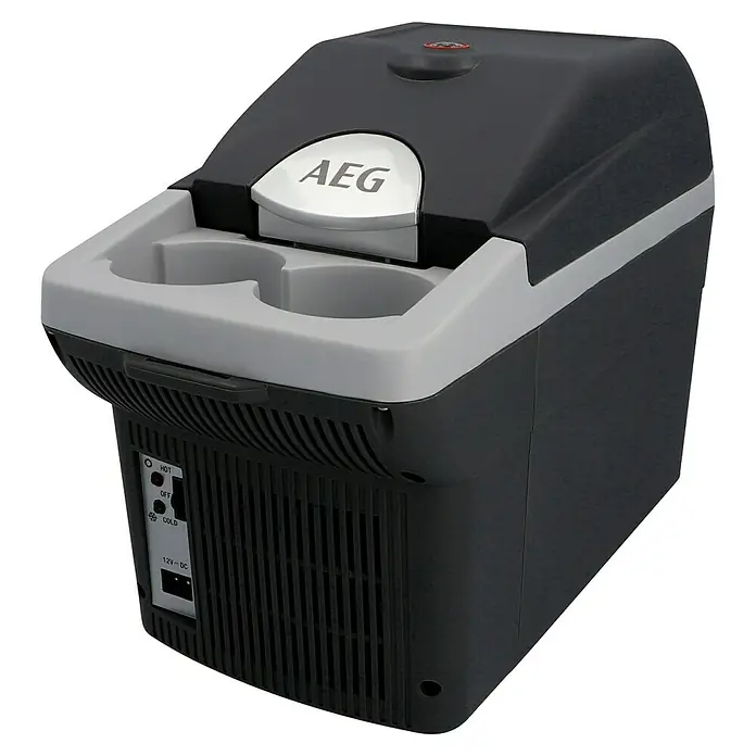 AEG Kühlbox BK6 - Fassungsvermögen: 6 l, 2 Getränkehalter, Schwarz - Tragbarer AEG Kühl- und Warmhaltebox, ideal für unterwegs. Das Gerät bietet sowohl Kühl- als auch Warmhaltefunktionen.