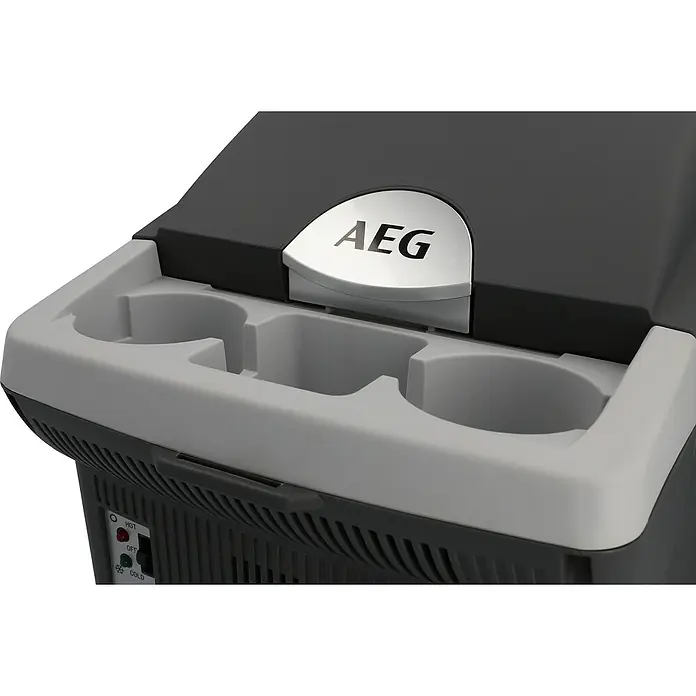 AEG Kühlbox BK16 - Fassungsvermögen: 16 l, 3 Getränkehalter, Schwarz - Ein tragbarer AEG-Kühlschrank mit Getränkehaltern und Temperaturregler für warme oder kalte Speisen und Getränke.