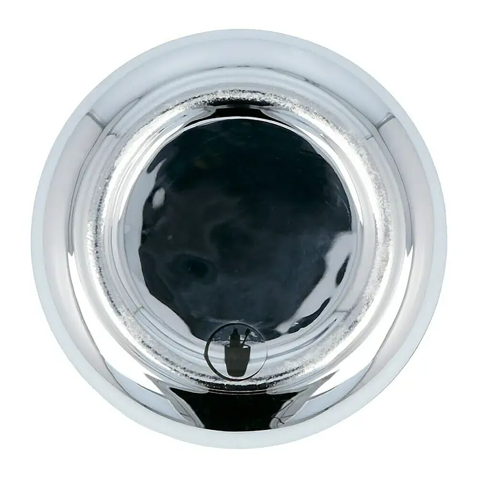 Venus Venezia Zahnputzbecher - Keramik, Chrom/Schwarz - Nahaufnahme eines transparenten Glasgefäßes mit einem Aufkleber darauf, das eine subtile Eleganz und Funktionalität für den Alltag vermittelt.