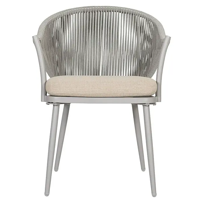 Sunfun Conjunto de muebles Gina - 3 pzs., Acero/Cuerda sintética, Beige/Gris - Primer plano de un sillón plateado con cojín color crema y respaldo de cuerda. Este elegante mueble combina confort con diseño moderno.