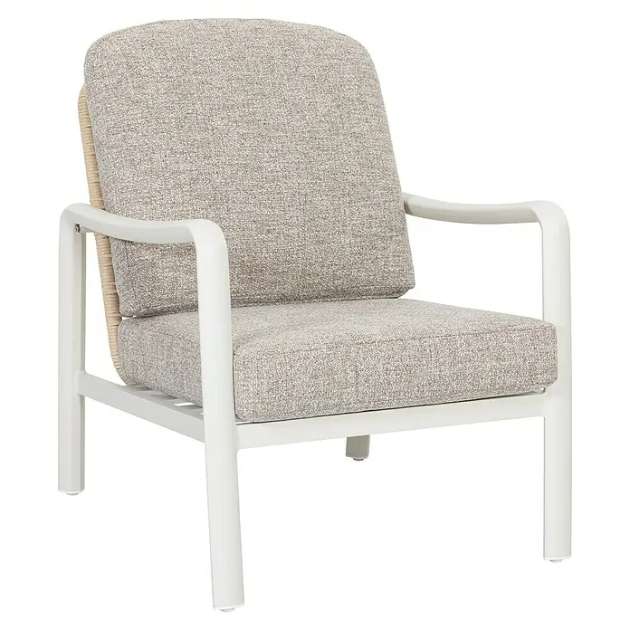 Sunfun Conjunto de muebles Bruna - 4 pzs., Ratán sintético/Aluminio/Poliéster, Beige/Gris - Primer plano de un cómodo sillón blanco con cojines grises, perfecto para la relajación al aire libre.