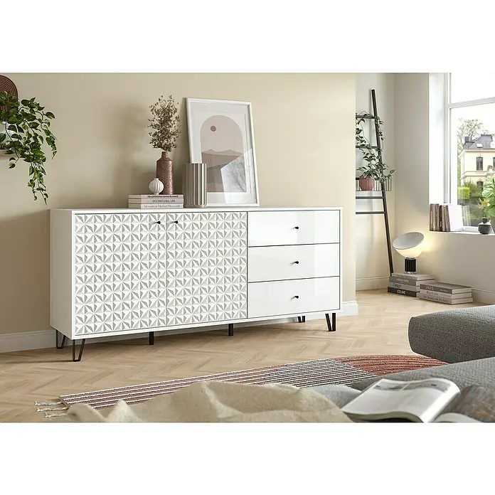 xonox.home Prisma Sideboard - L x B x H: 40 x 170 x 76 cm, Weiß, Anzahl Schubladen: 3 Stk., Anzahl Türen: 2 Stk. - Anrichte in Weiß mit dreidimensionalem geometrischem Muster und drei Schubladen zur Aufbewahrung im Wohnzimmer.
