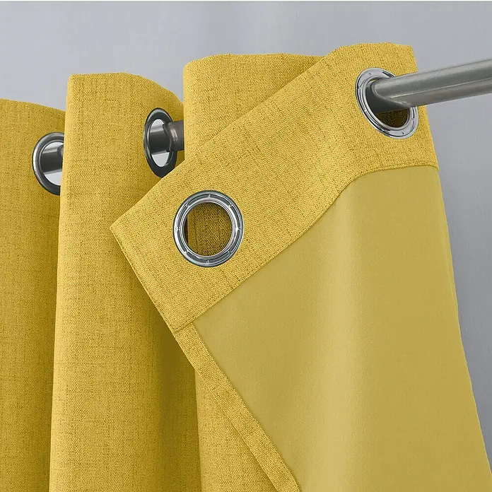 Cortina con ollaos Mantee - An x Al: 140 x 260 cm, Ocre, Textil - Cortinas amarillas con ojales de tela texturizada con forro opaco y ojales plateados que cuelgan de una barra de cortina.