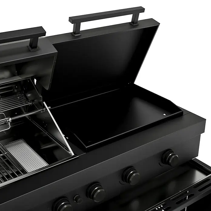 Kingstone Cube Outdoorküche 4500 - Schwarz, Material Grillfläche: Gusseisen, Anzahl Brenner: 7 - Nahaufnahme eines schwarzen Gasgrills mit geöffnetem Deckel, der die Grillfläche und die Bedienelemente zeigt.