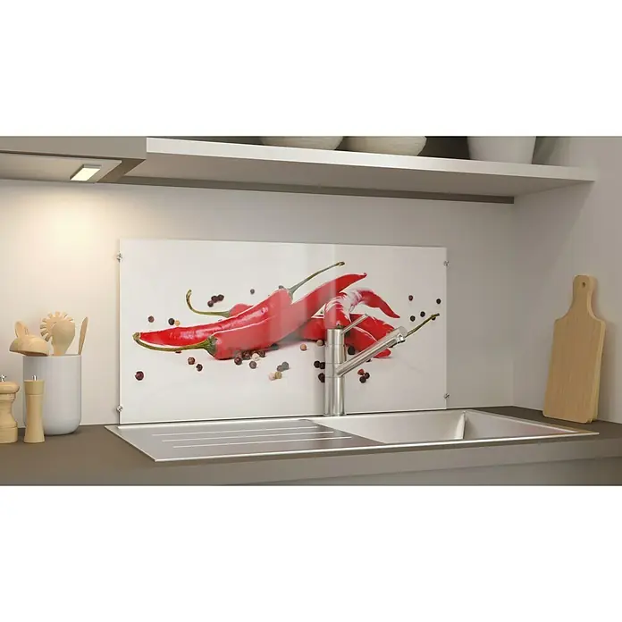 CUCINE Küchenrückwand - Fiery Chili & Pepper, 80 x 40 cm, Stärke: 6 mm, Einscheibensicherheitsglas (ESG) - Küchenrückwand mit scharfem Chili-Motiv, ideal um Ihrer Küche eine persönliche Note zu verleihen und sie vor Spritzern zu schützen.