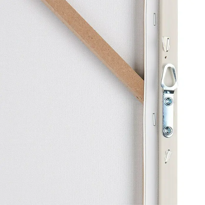 Bild - Norma I, B x H: 40 x 50 cm - Detailansicht der Rückseite einer Leinwand mit Holzrahmen und Aufhängungsmechanismus.