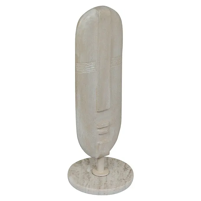 Dekofigur Ahyv - L x B x H: 13 x 13 x 37 cm, Beige, Metall - Eine längliche Skulptur im Stammesstil mit einem neutralen Gesichtsausdruck, die auf einem runden Sockel steht und dekorative Elemente aufweist.