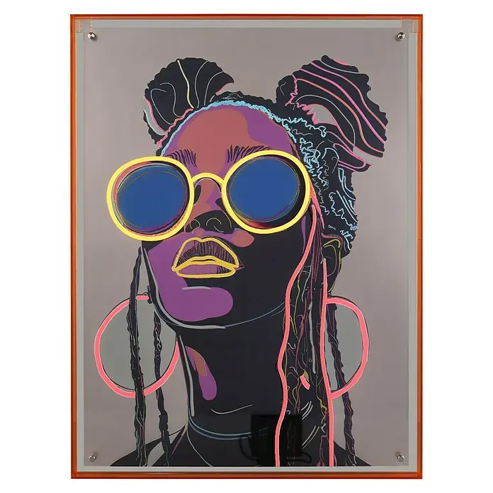 Bild LED - Amira I, B x H: 65 x 85,4 cm - Leuchtende Pop-Art-Darstellung einer Frau mit Sonnenbrille und Zöpfen in einem orangefarbenen Rahmen. Einzigartiges Wandkunstwerk.