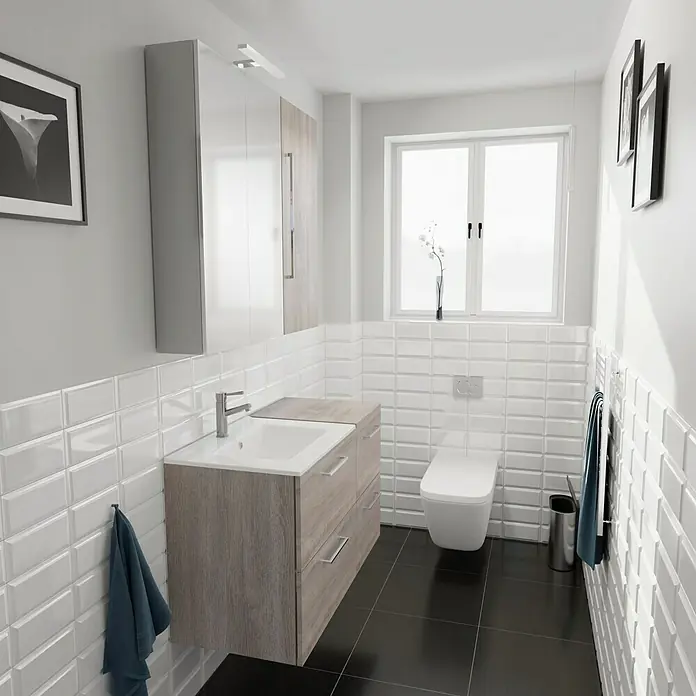 Camargue Espacio Badmöbel-Set i87 - 100 cm, Faro - Ein modernes Badezimmer mit weißen Metrofliesen, einem Waschtisch mit Holzstruktur und einem wandhängenden WC.