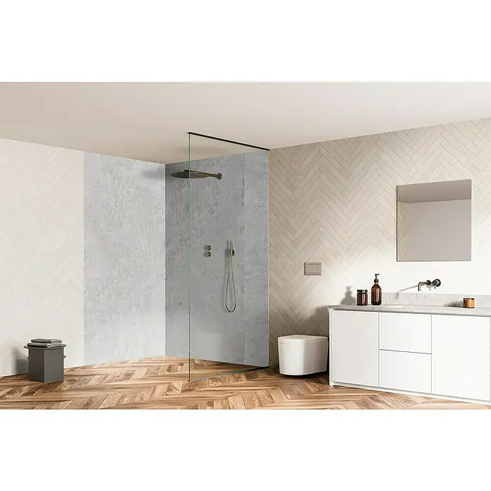 Bariperfil Panel de pared Corewall Urban - 258 x 102,3 cm, Gris - Baño con ducha a ras de suelo y mueble de lavabo. Estilo moderno con suelo de madera y líneas limpias.