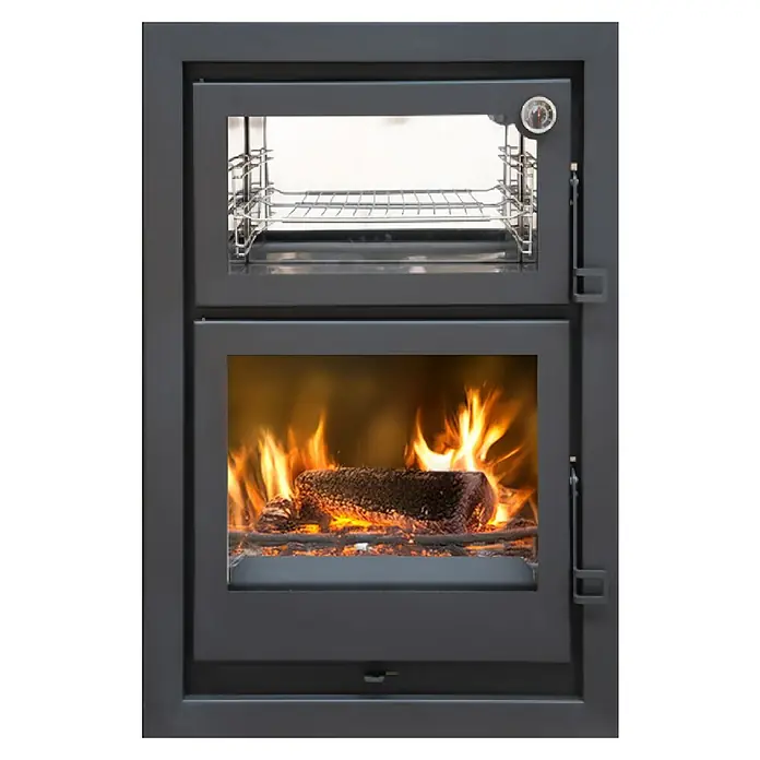 Invicta Estufa de leña Firenze - 7,4 kW, Volumen de calefacción: 270 m³, Antracita - Estufa de leña con marco negro con un compartimento de cocción superior y un compartimento inferior con leña ardiendo.