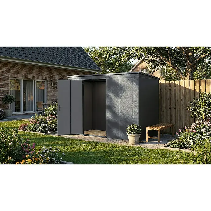 Weka Metallgerätehaus Gary 7 - Außenmaß inkl. Dachüberstand (B x T): 292 x 147,6 cm, Aluminium, Anthrazit RAL 7016 - Gartenschuppen mit geöffneten Türen, umgeben von üppigem Grün. Bietet Stauraum im Freien und fügt sich nahtlos in den Garten ein.
