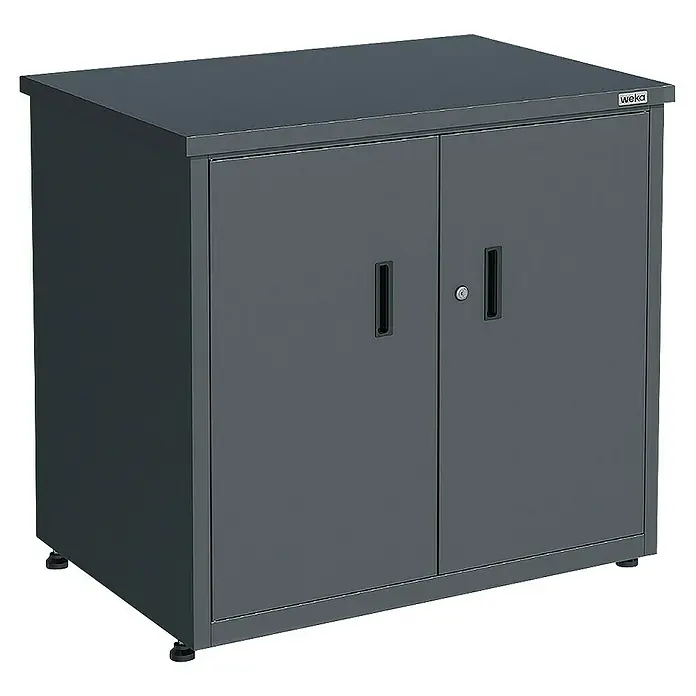 Weka Gartenschrank Gary 1 - L x B x H: 90 x 62 x 85,5 cm, Eisen, Anthrazit - Ein grauer, abschließbarer WEKA Metallschrank mit zwei Türen und Griffen bietet sicheren Stauraum für Werkstatt oder Garage.
