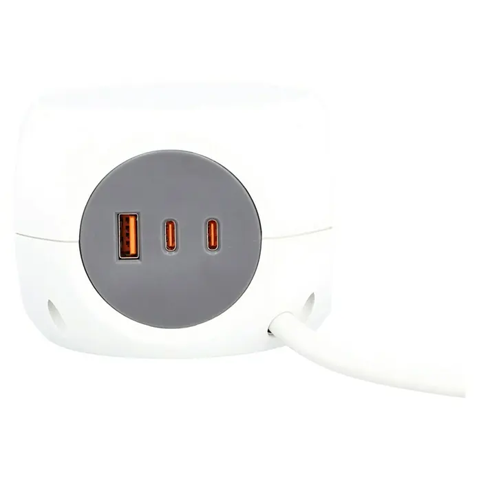 UniTEC Steckdosenwürfel USB-A, USB-C - Weiß, 1,4 m - Nahaufnahme eines weißen Mehrfachsteckers mit USB- und USB-C-Anschlüssen für vielseitiges Laden.