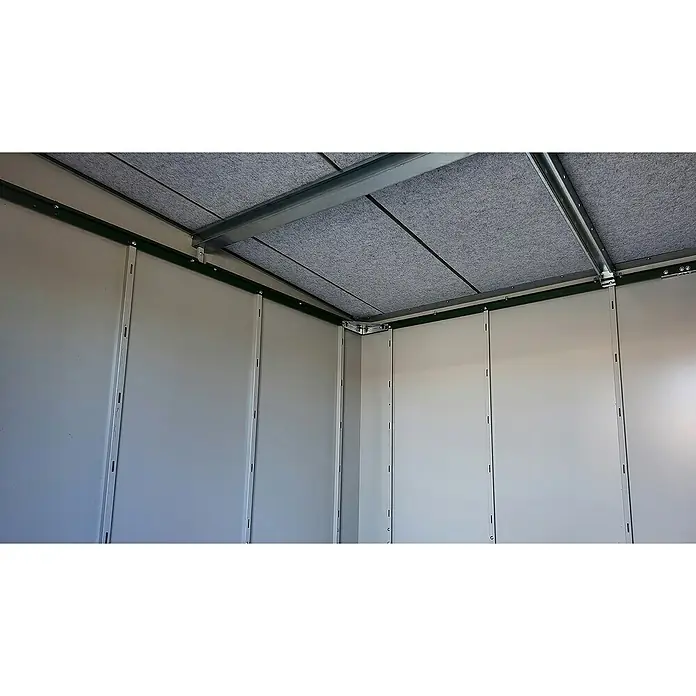 Weka Metallgerätehaus Gary 4 - Außenmaß inkl. Dachüberstand (B x T): 241,9 x 147,6 cm, Aluminium, Grün - Innenansicht eines Metallgerätehauses mit Paneelen und Rahmen. Das Dach ist isoliert und die Wände sind stabil.