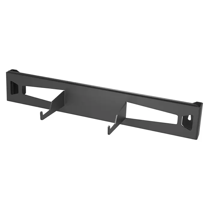 Grimsholm Green Wandhalterung für Rasenmäher - L x B x H: 100 x 5.650 x 1.750 mm, Mammotion Luba 2 AWD - Darstellung einer schwarzen Skid Plate. Sie bietet Schutz und verleiht dem Fahrzeug ein robustes Aussehen mit präzisen Aussparungen.