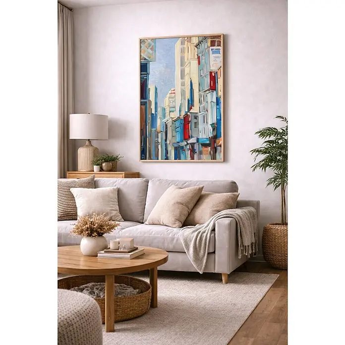 Lienzo Ciudad - Ciudad, An x Al: 50 x 70 cm - Salón contemporáneo con sofá gris, mesa de madera y un llamativo cuadro abstracto en la pared que añade un toque artístico al espacio.