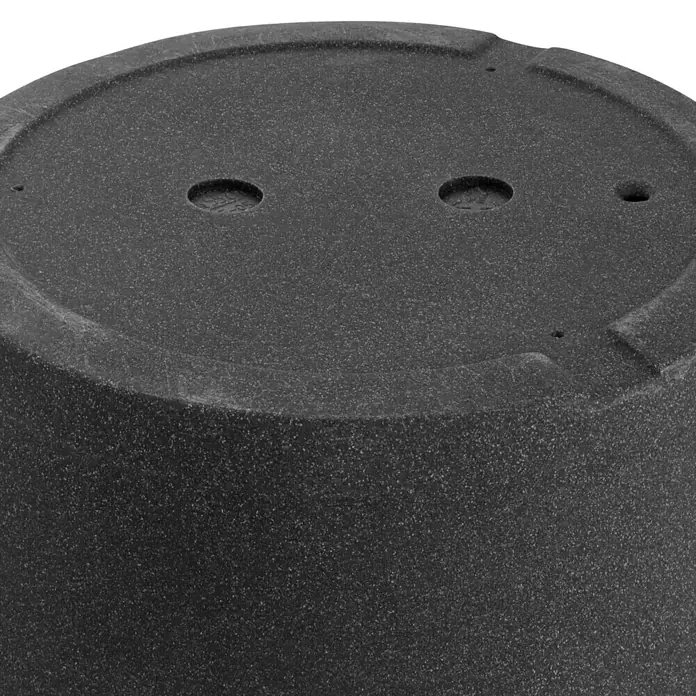 Geli Pflanzkübel rund Milano - Max. Außendurchmesser: 55 cm, Höhe: 42,5 cm, Anthrazit - Nahaufnahme einer schwarzen, zylindrischen Regentonne aus Kunststoff mit Löchern im Deckel. Ideal für die Gartenbewässerung.