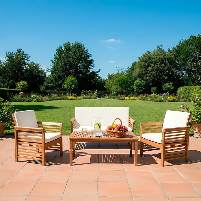 Sunfun Conjunto de muebles México - 4 pzs., Madera de acacia, Marrón/Antracita - Atractivo mueble de jardín de madera con cojines blancos, mesa con bebidas y cesta de frutas en una terraza soleada.