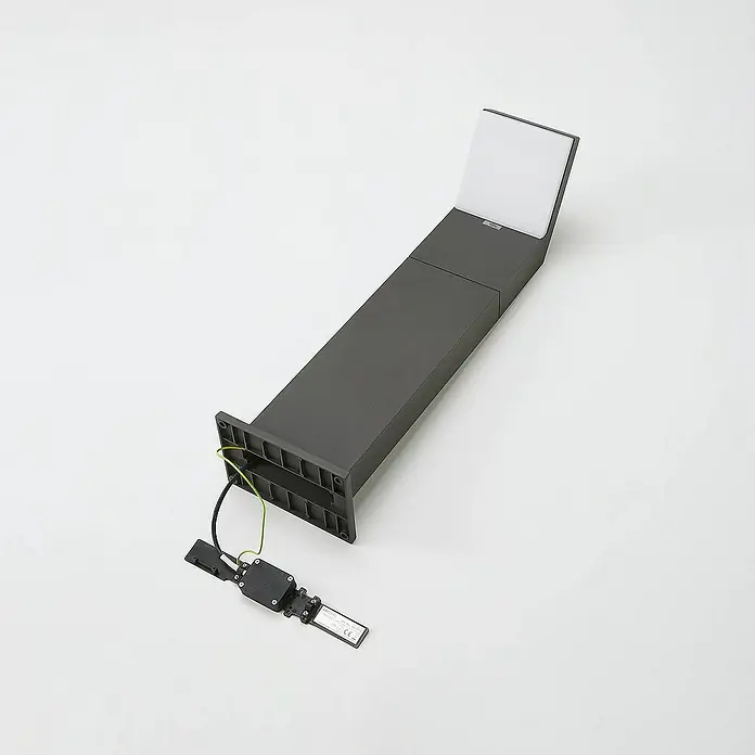 Arcchio Außenlaterne Yolena - 20,6 x 16 x 60 cm