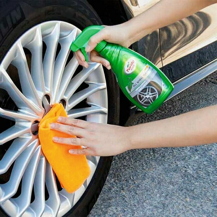 Limpia llantas coche 500 ml. con cepillo