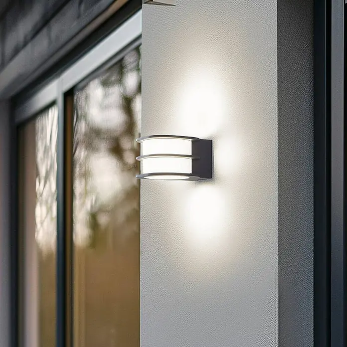 Lindby Außenwandleuchte Fyra - 18,5 x 14,5 x 10,5 cm, alu / grau / zink, weiß / opal, IP54
