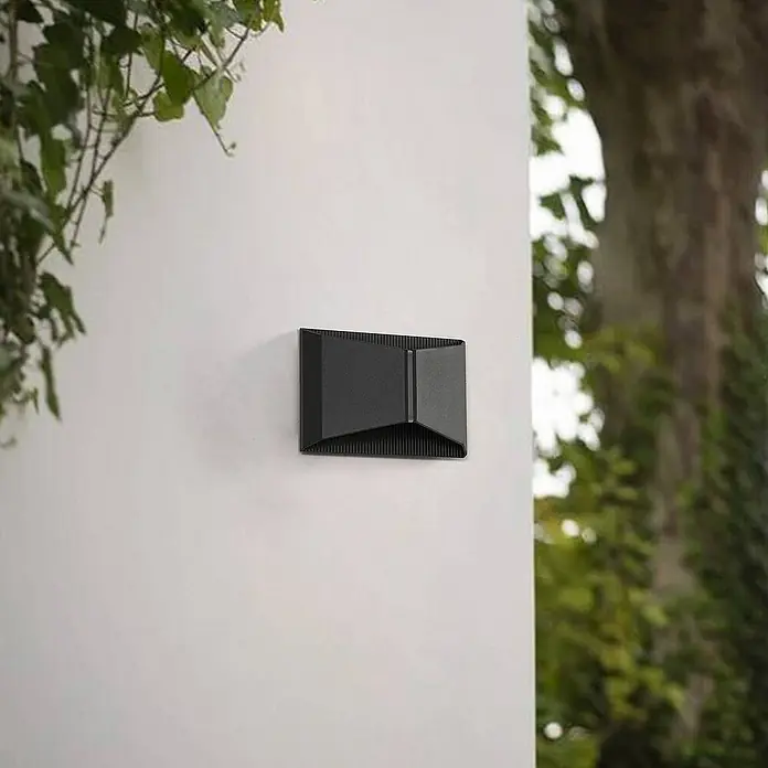 Lindby Außenwandleuchte Anlira - schwarz, IP65