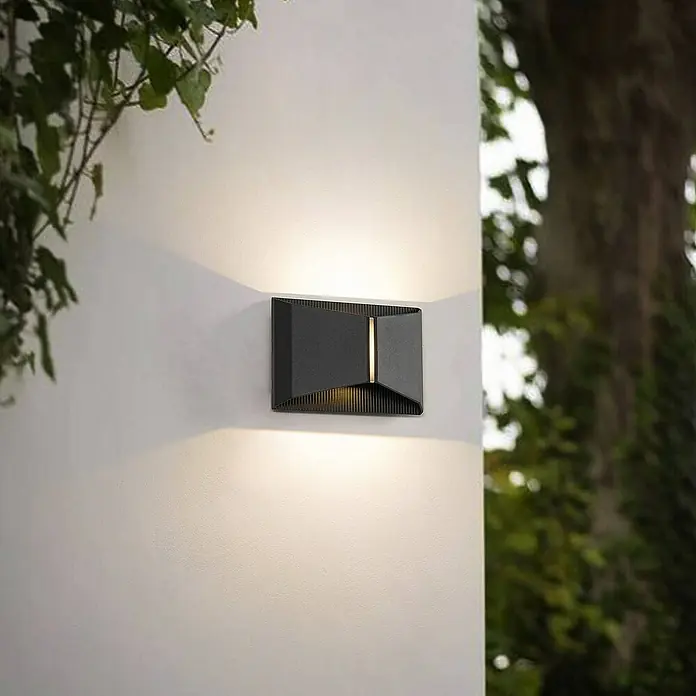 Lindby Außenwandleuchte Anlira - schwarz, IP65