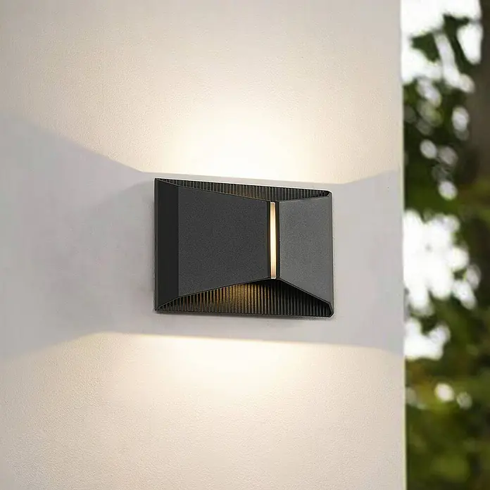 Lindby Außenwandleuchte Anlira - schwarz, IP65