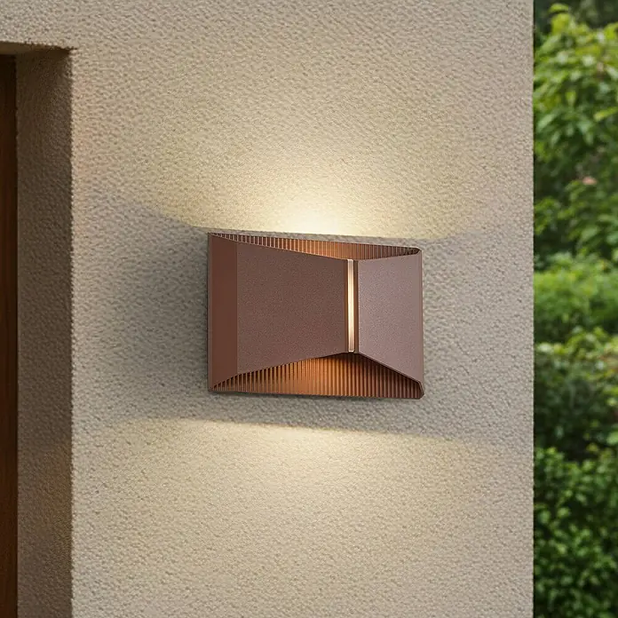 Lindby Außenwandleuchte Anlira - braun / rost, IP65