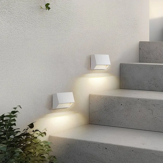 Lindby Außenwandleuchte Appeso - weiß / opal, IP65