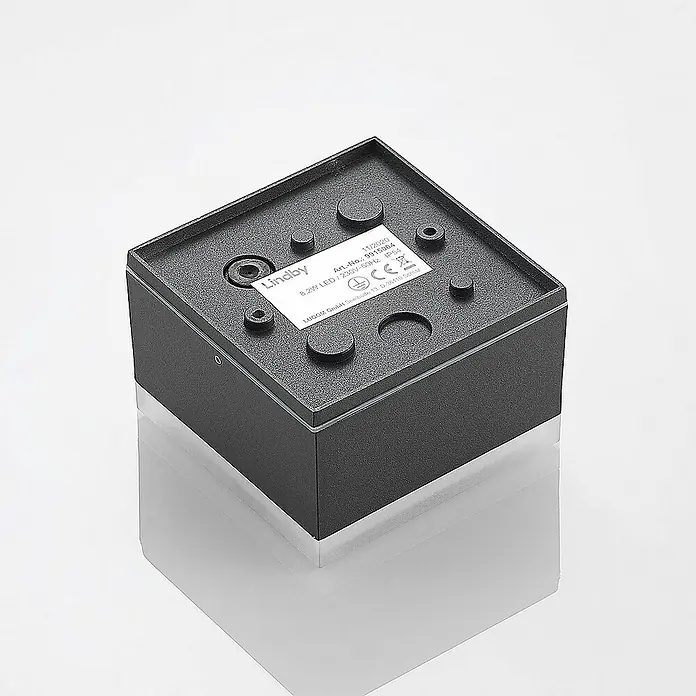 Lindby Außenwandleuchte Mathea - 10,8 x 10,8 x 7 cm, schwarz, schwarz, IP54