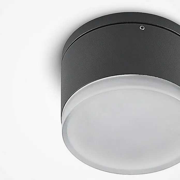Lindby Außenwandleuchte Mathea - schwarz, schwarz, IP54