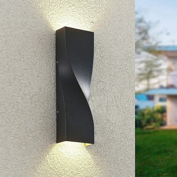 Lucande Außenwandleuchte Tibelya - 4 x 8 x 26 cm, schwarz, schwarz, IP65