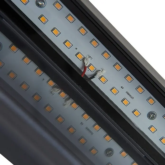 Lindby Außenwandleuchte Antal - schwarz, IP44