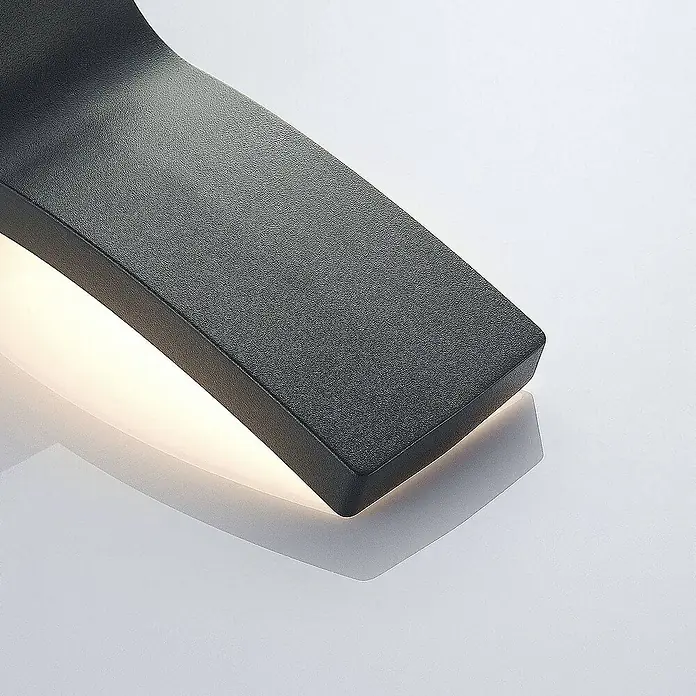 Lindby Außenwandleuchte Ilvita - schwarz, IP54