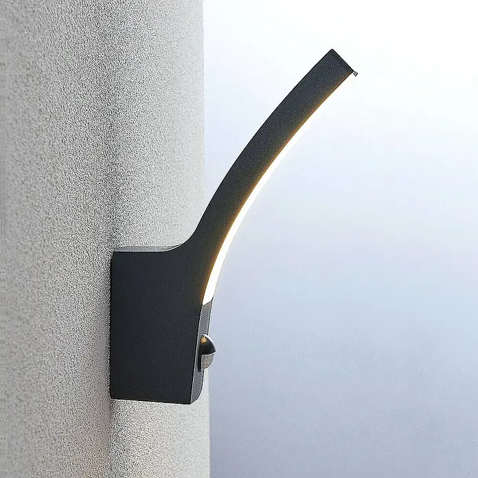 Lindby Außenwandleuchte Ilvita - schwarz, IP54