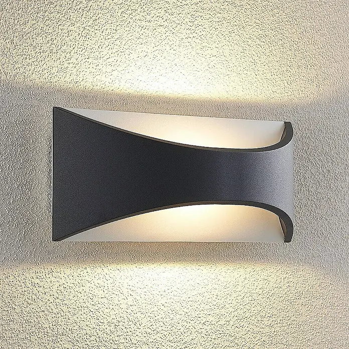 Lindby Außenwandleuchte Mathea - schwarz, schwarz, IP65