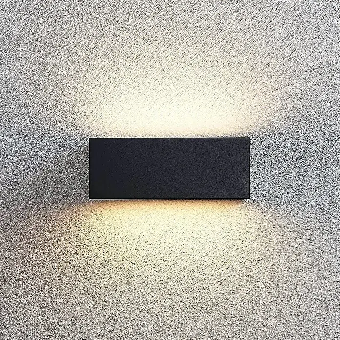 Lindby Außenwandleuchte Nienke - schwarz, schwarz, IP65