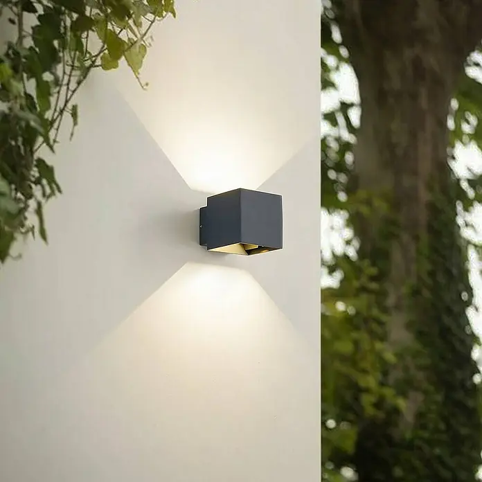 Lindby Außenwandleuchte Esani - schwarz, schwarz, IP54