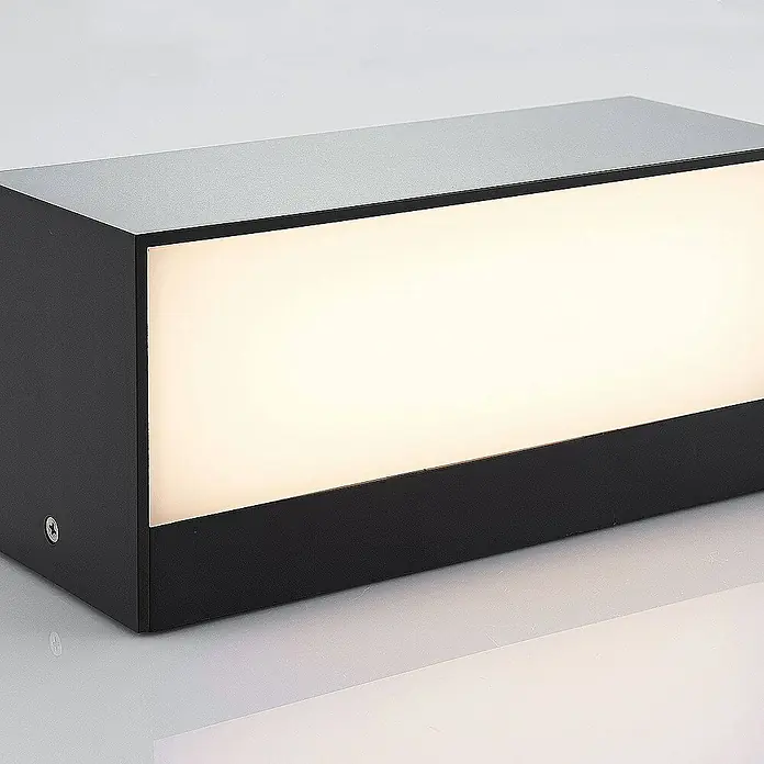 Lindby Außenwandleuchte Nienke - schwarz, schwarz, IP65