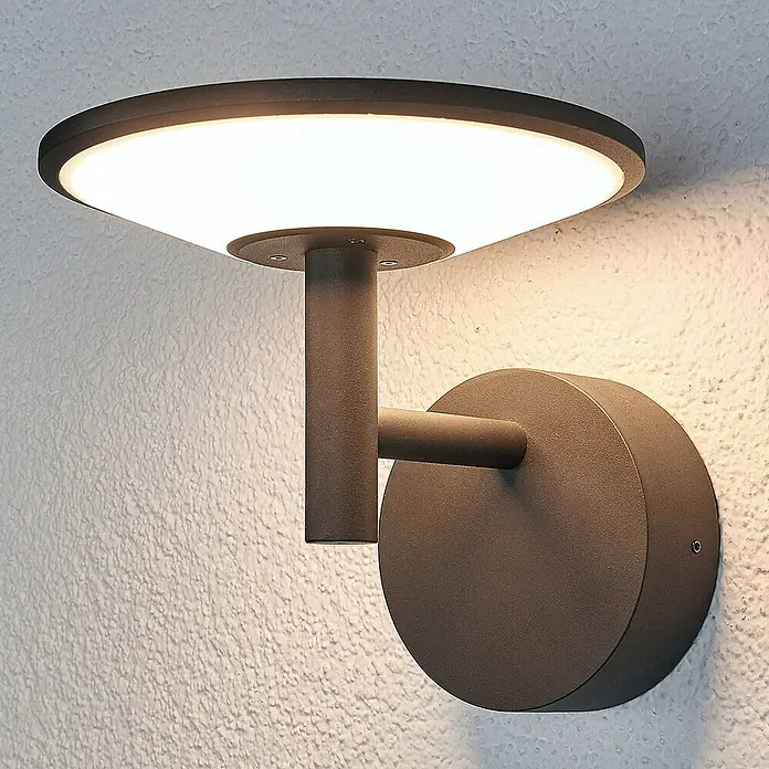 Lucande Außenwandleuchte Fenia - schwarz, IP65